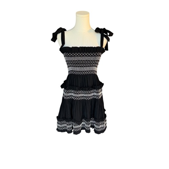 Shona Joy - Shirred Tiered Black and White Ruffled Mini Sundress Sz 4 - Picture 4 of 11